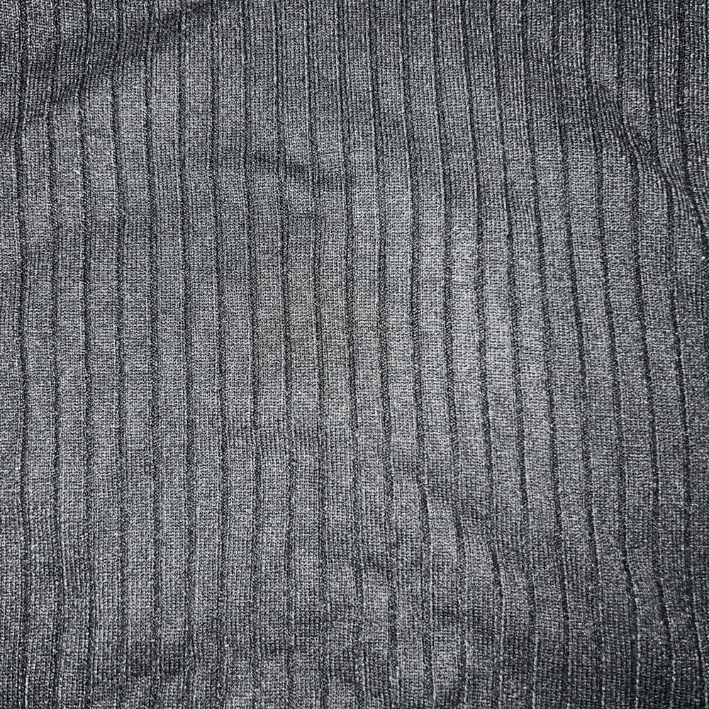 Knitted Turtle neck - Picture 2 of 2